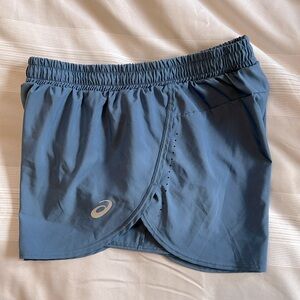 ASICS men 3” split short. 11.5” outseam.